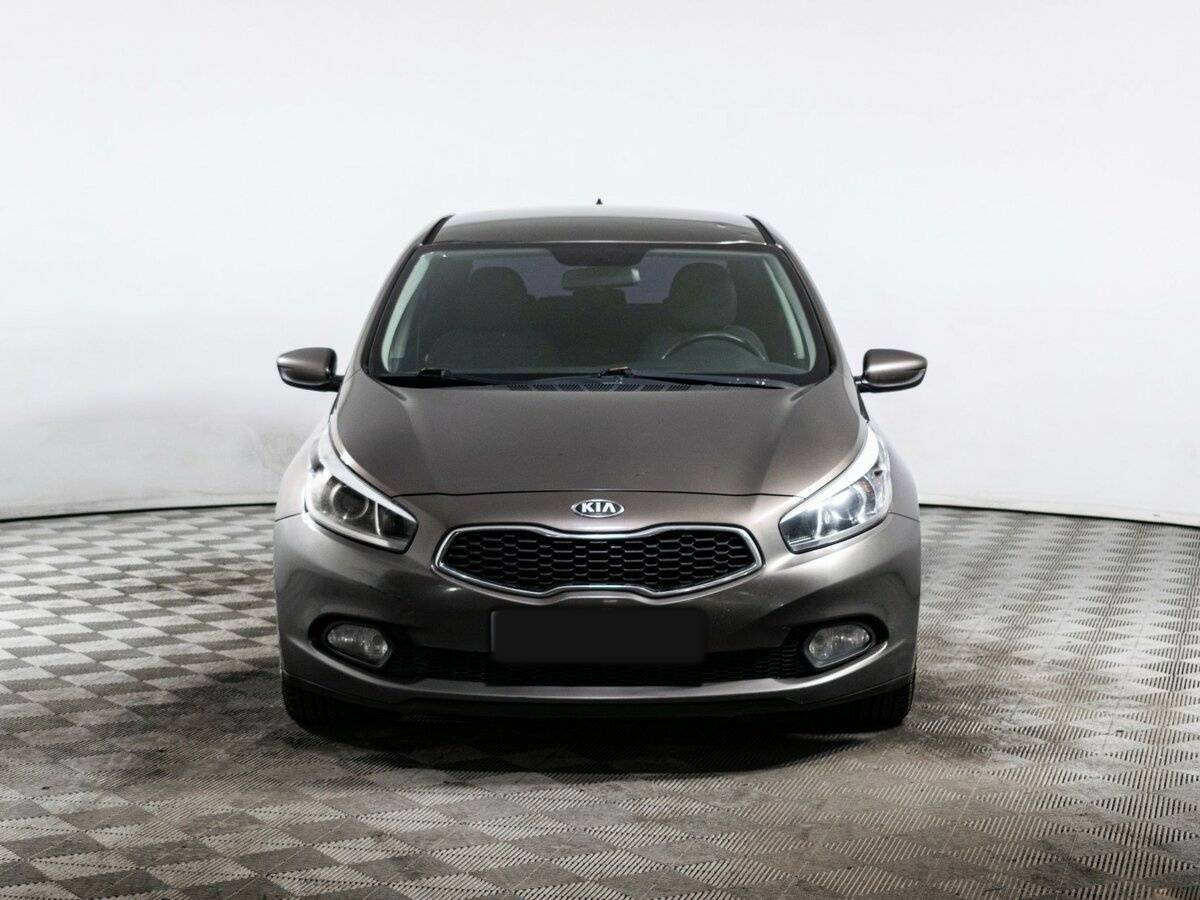 Kia Ceed 2012 года с пробегом. Фото: #1