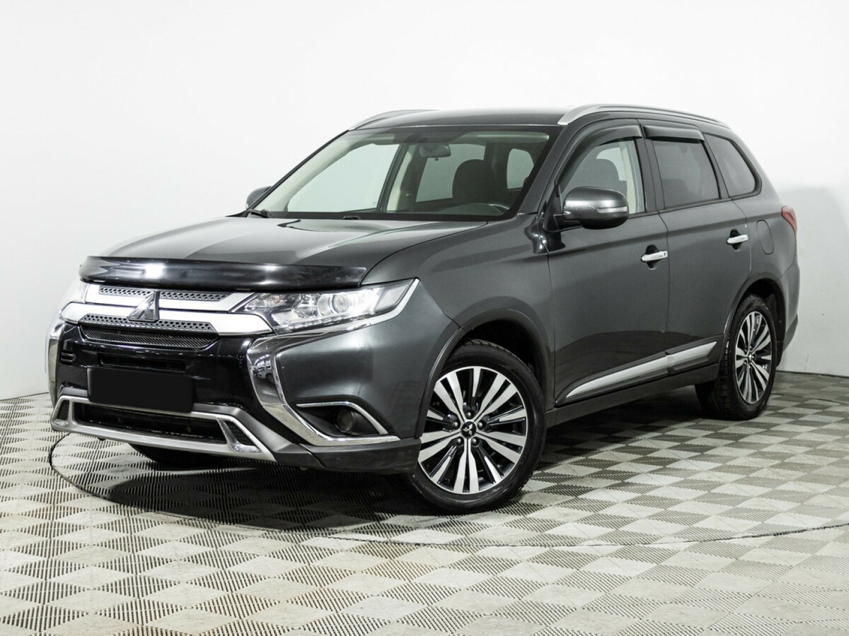 Mitsubishi Outlander 2020 года с пробегом. Посмотреть фото