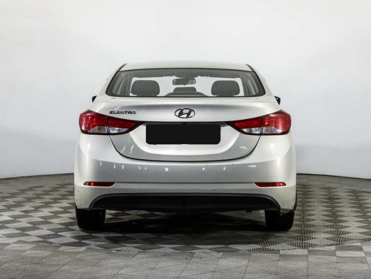 Hyundai Elantra 2015 года с пробегом. Фото: #5