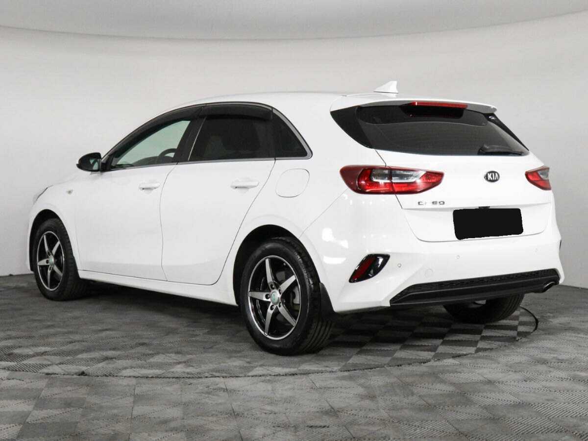 Kia Ceed 2019 года с пробегом. Фото: #5