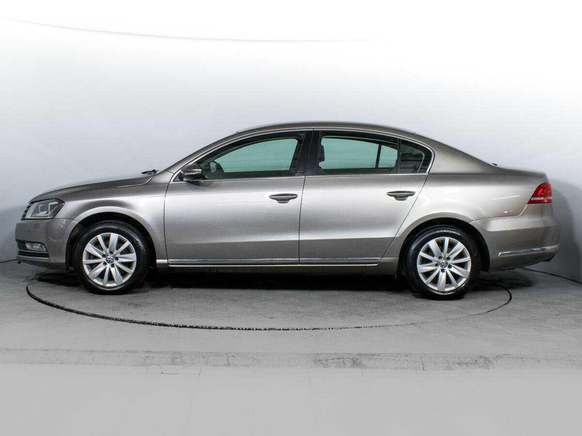 Volkswagen Passat 2012 года с пробегом. Фото: #7