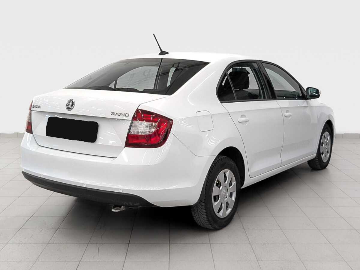 Skoda Rapid 2017 года с пробегом. Фото: #4