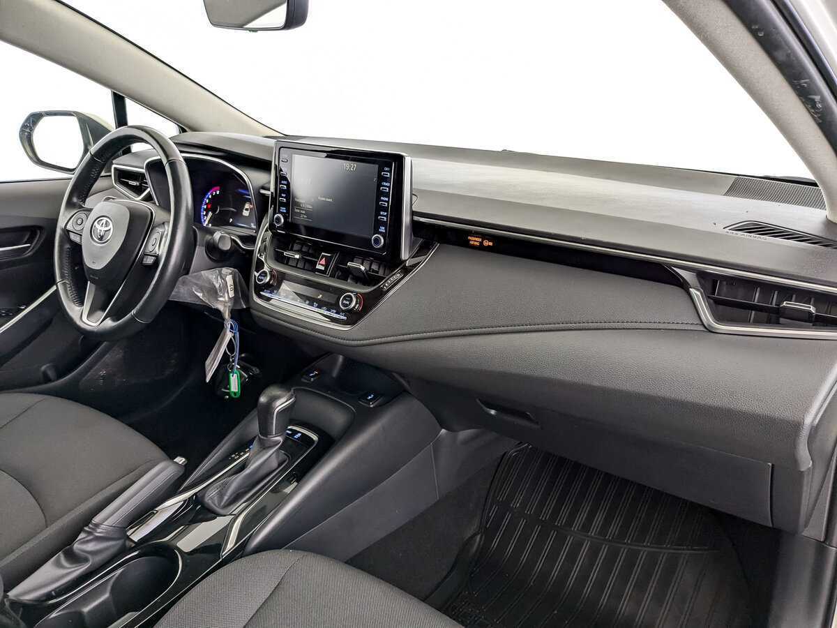 Toyota Corolla 2019 года с пробегом. Фото: #10
