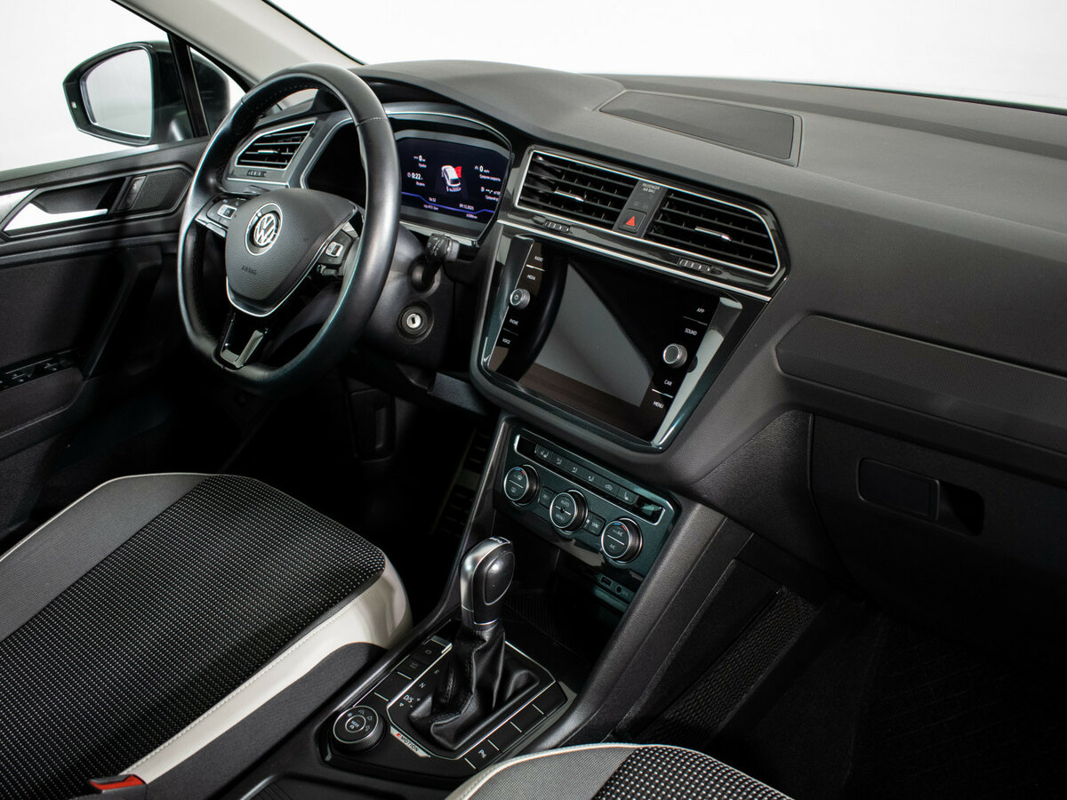 Volkswagen Tiguan 2019 года с пробегом. Фото: #8
