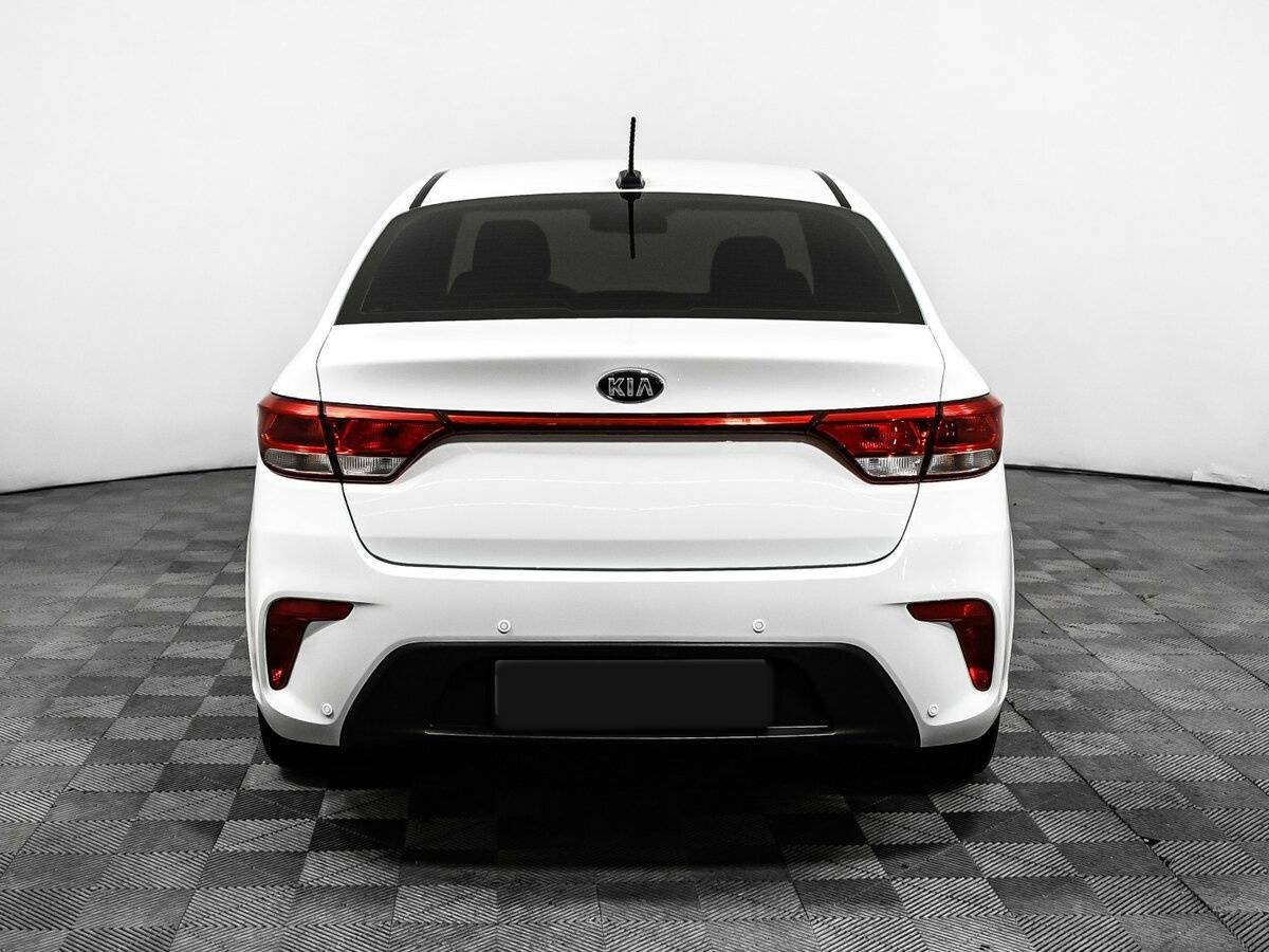 Kia Rio 2018 года с пробегом. Фото: #5