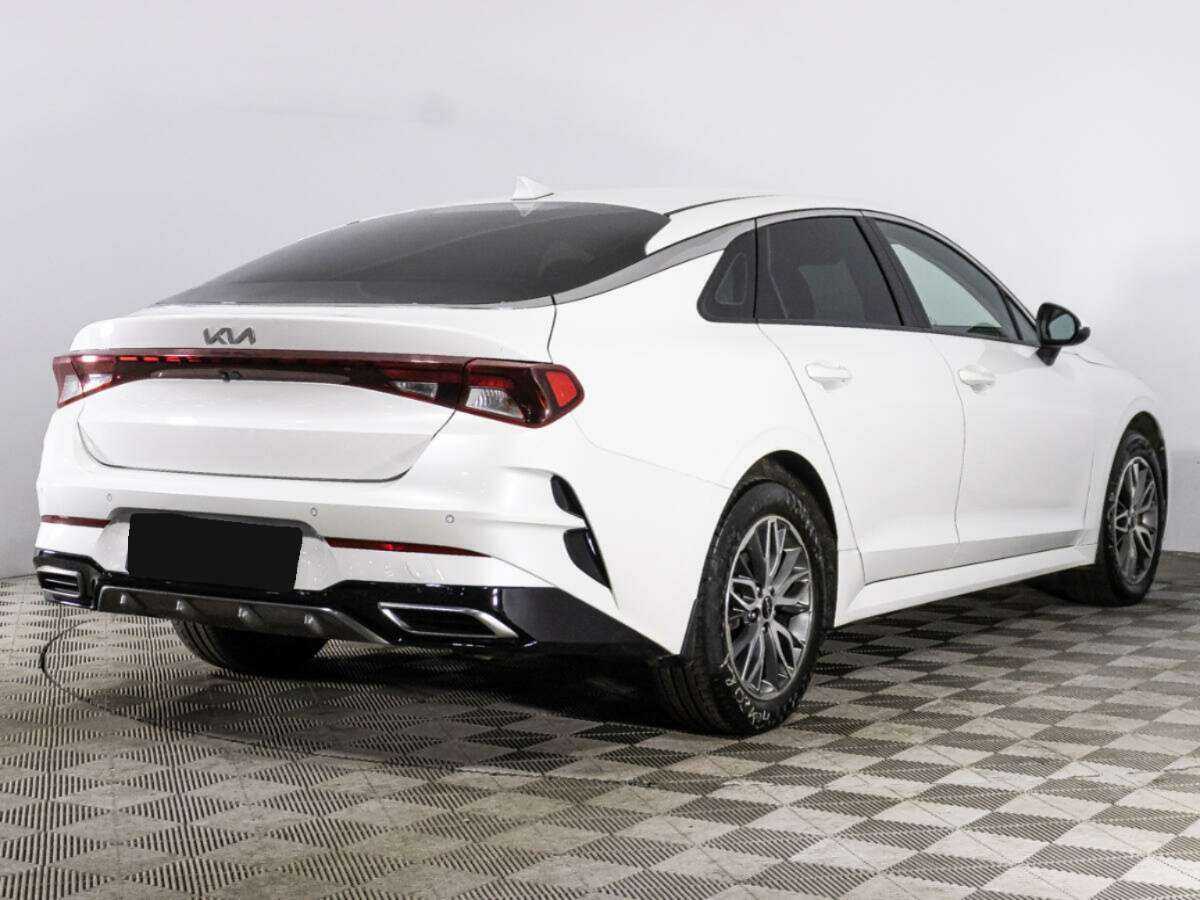 Kia K5 2021 года с пробегом. Фото: #3