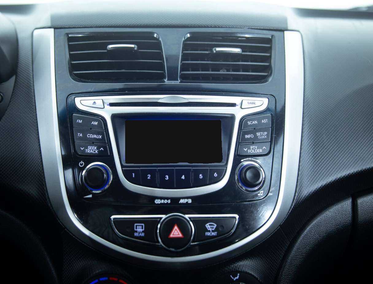 Hyundai Solaris 2013 года с пробегом. Фото: #14