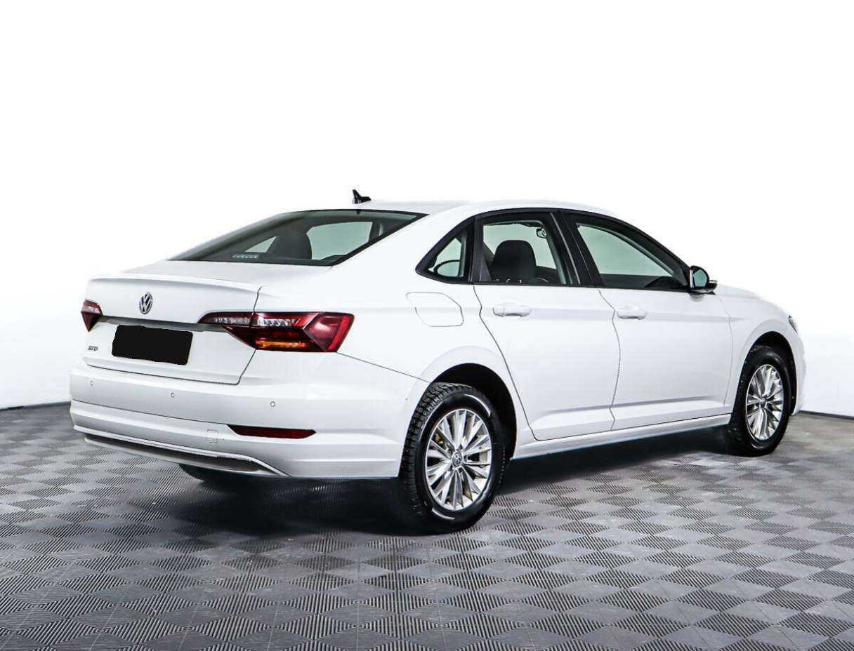 Volkswagen Jetta 2019 года с пробегом. Фото: #4