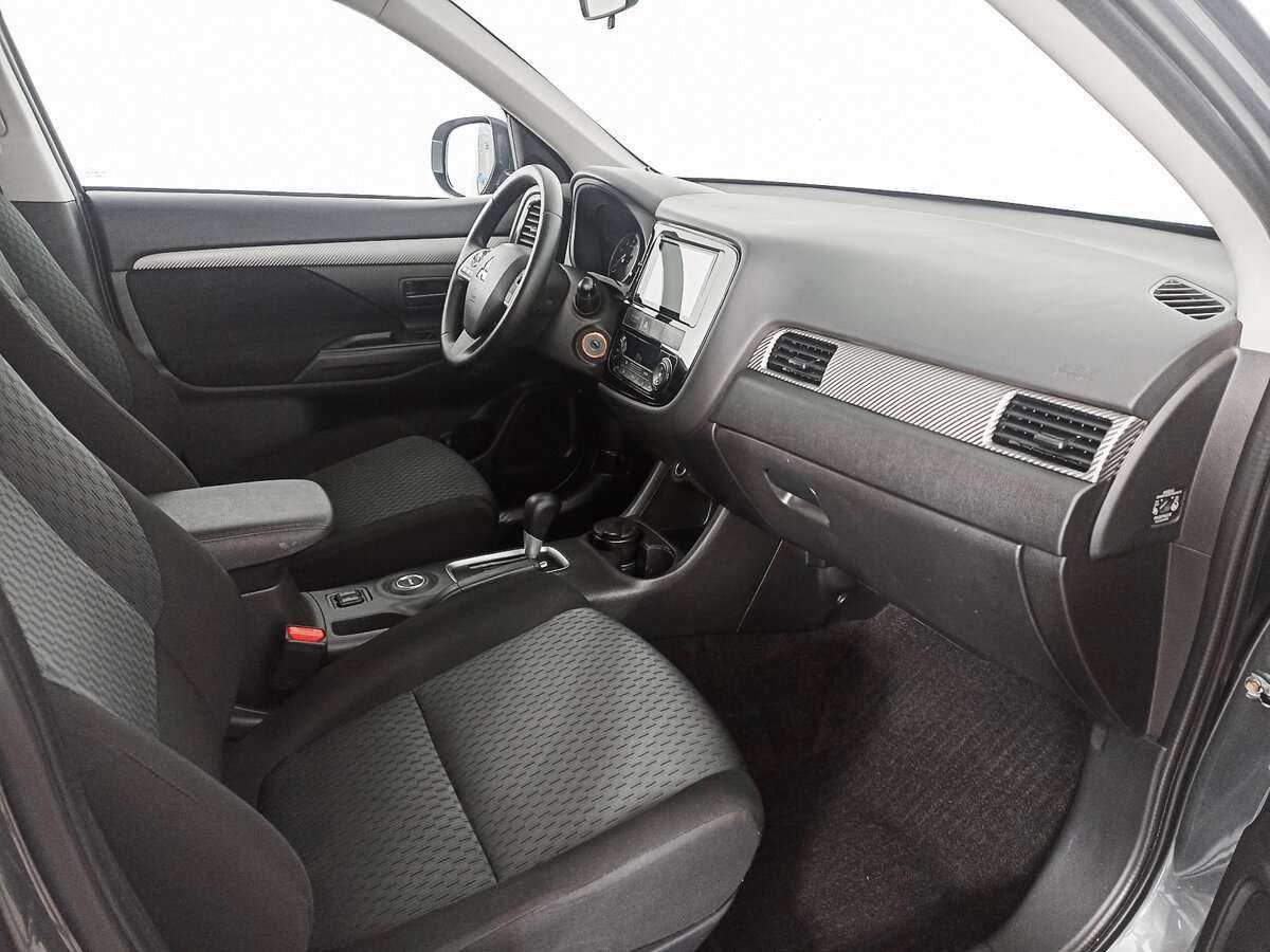 Mitsubishi Outlander 2014 года с пробегом. Фото: #10
