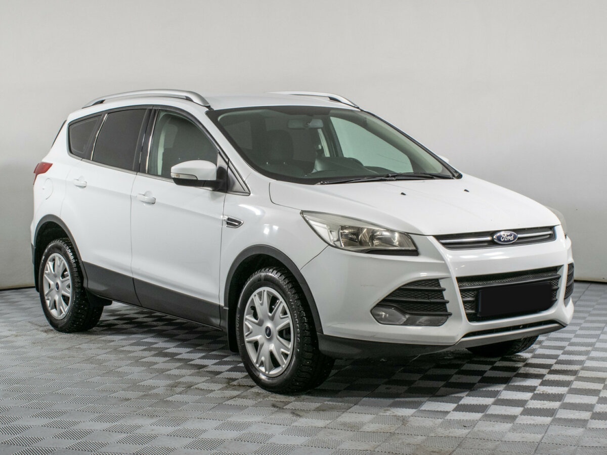 Ford Kuga 2014 года с пробегом. Фото: #2