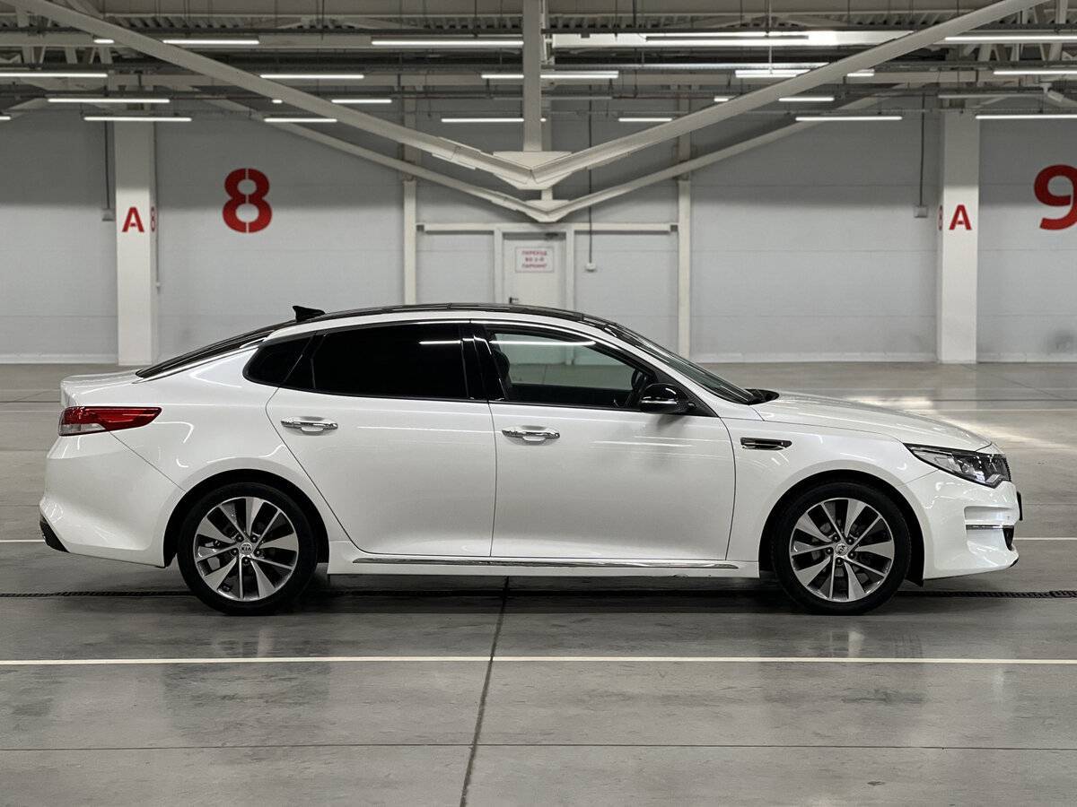 Kia K5 2017 года с пробегом. Фото: #3