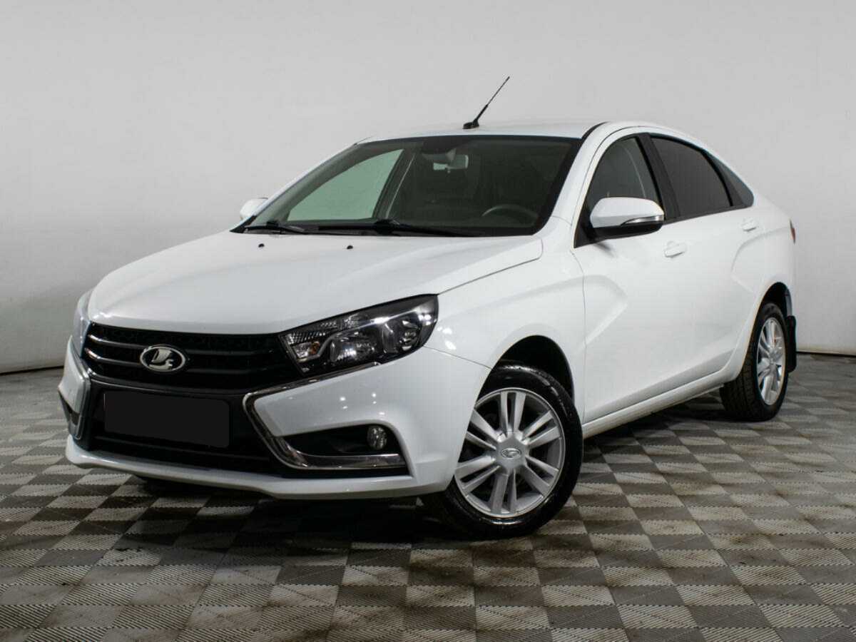 Lada (ВАЗ) Vesta 2018 года с пробегом. Посмотреть фото