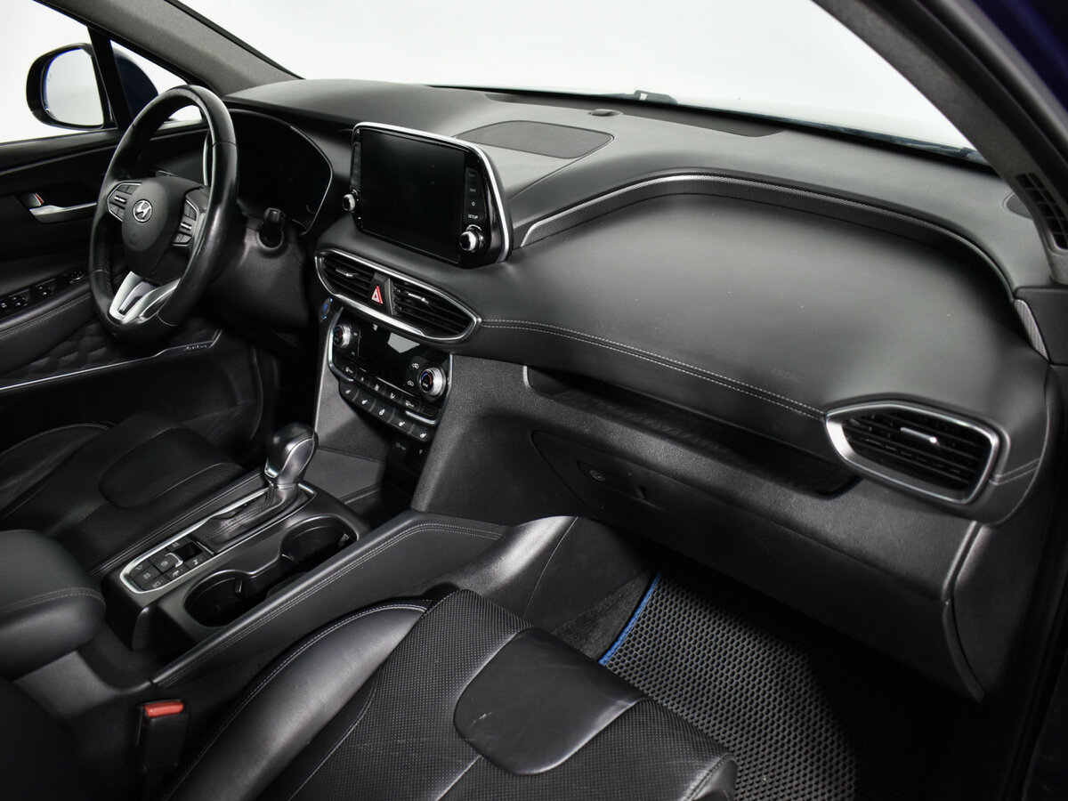 Hyundai Santa Fe 2019 года с пробегом. Фото: #13