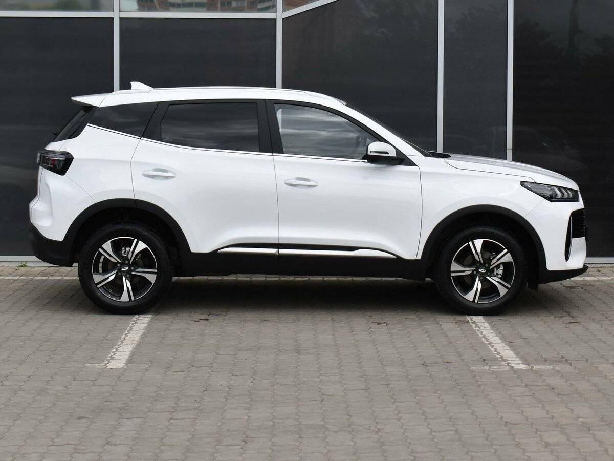 Chery Tiggo 4 2025 года с пробегом. Фото: #4