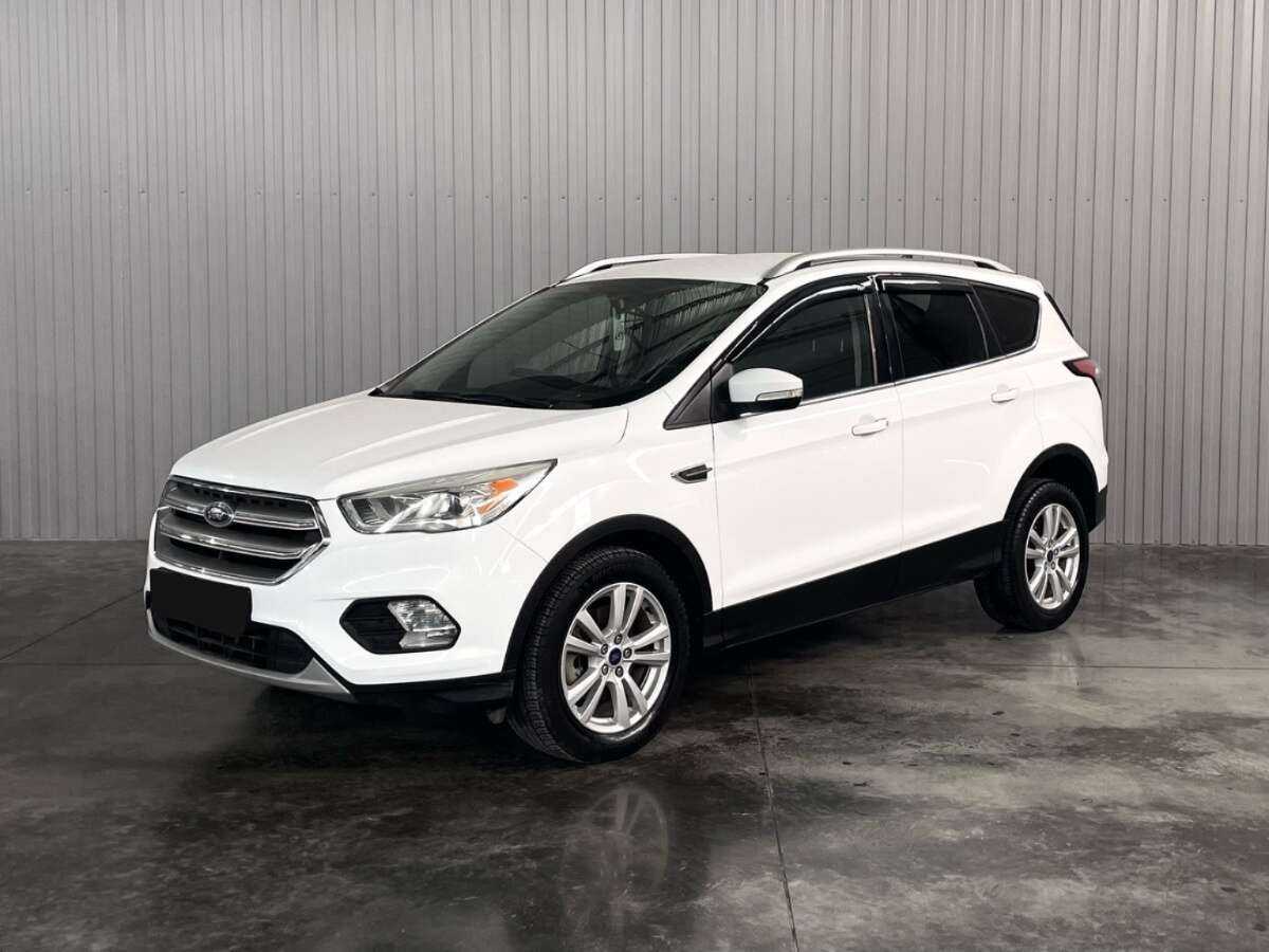 Ford Kuga 2017 года с пробегом. Фото: #0