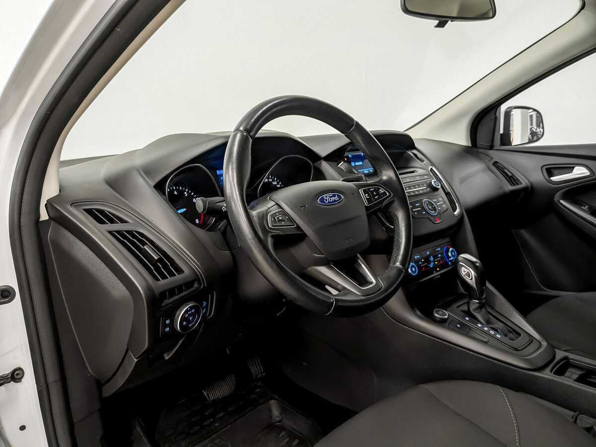 Ford Focus 2017 года с пробегом. Фото: #15