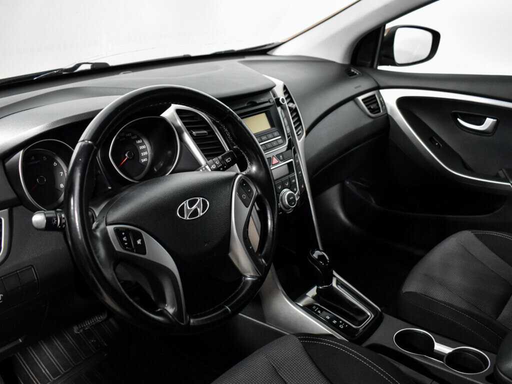 Hyundai i30 2013 года с пробегом. Фото: #8