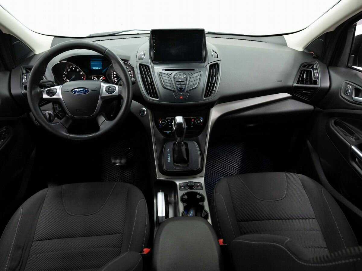 Ford Kuga 2014 года с пробегом. Фото: #13