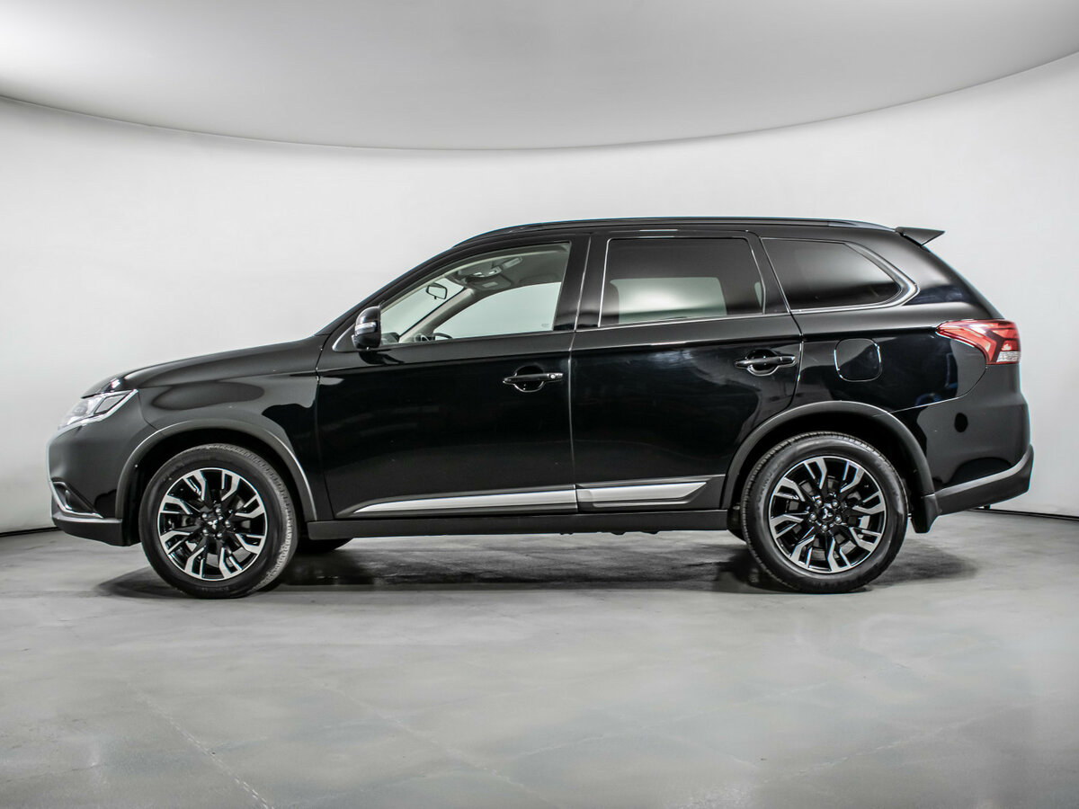 Mitsubishi Outlander 2022 года с пробегом. Фото: #7
