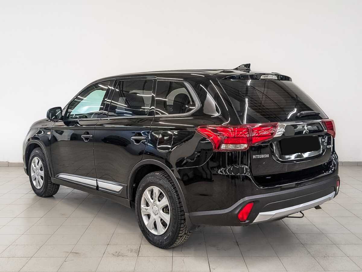 Mitsubishi Outlander 2018 года с пробегом. Фото: #6
