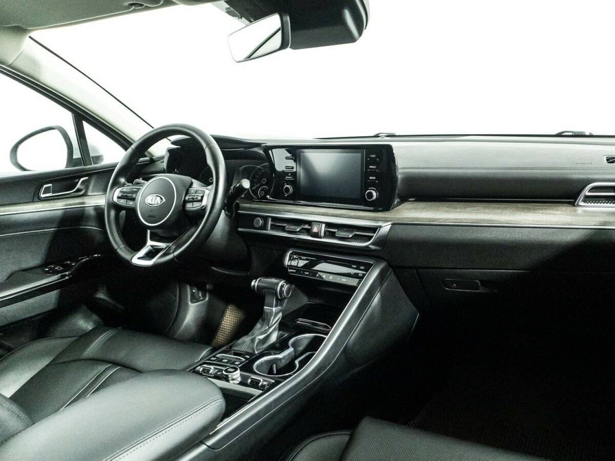 Kia K5 2020 года с пробегом. Фото: #9