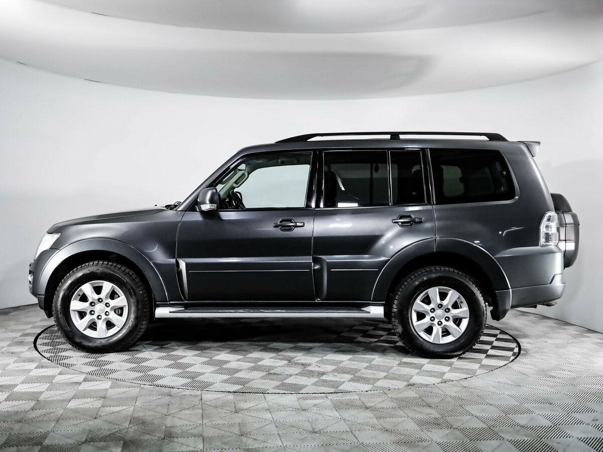Mitsubishi Pajero 2015 года с пробегом. Фото: #7