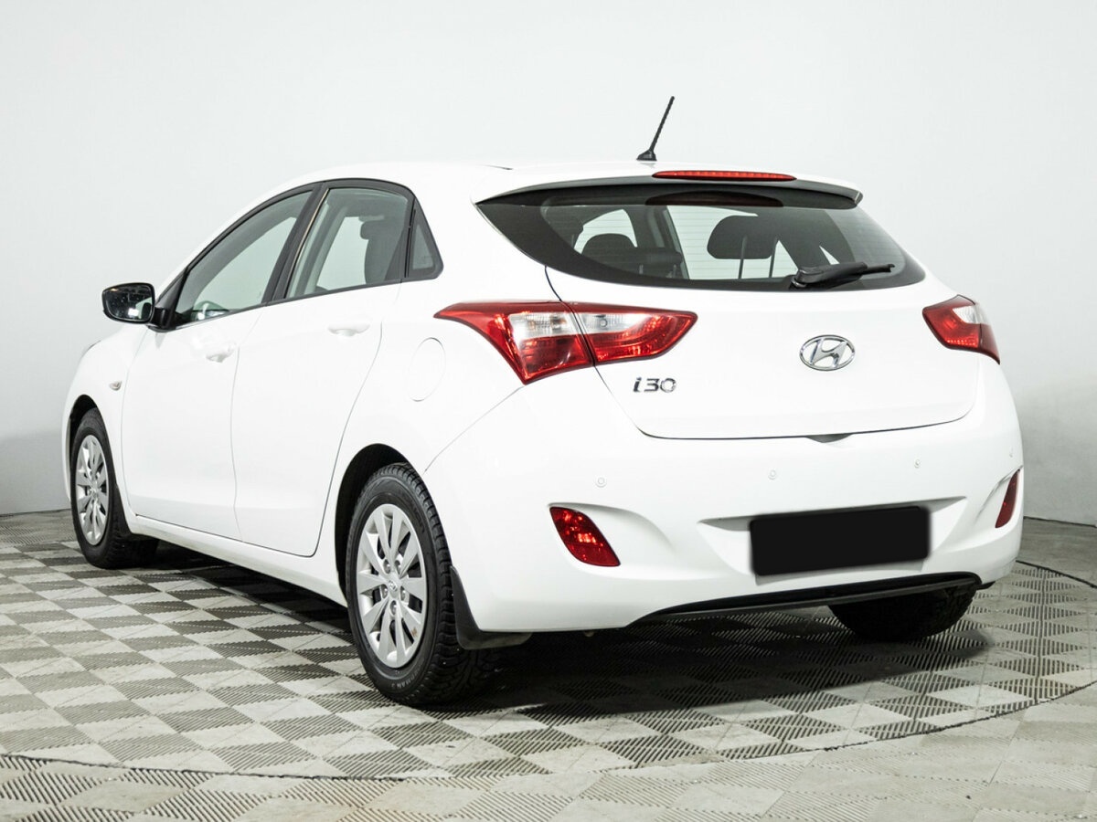 Hyundai i30 2015 года с пробегом. Фото: #6