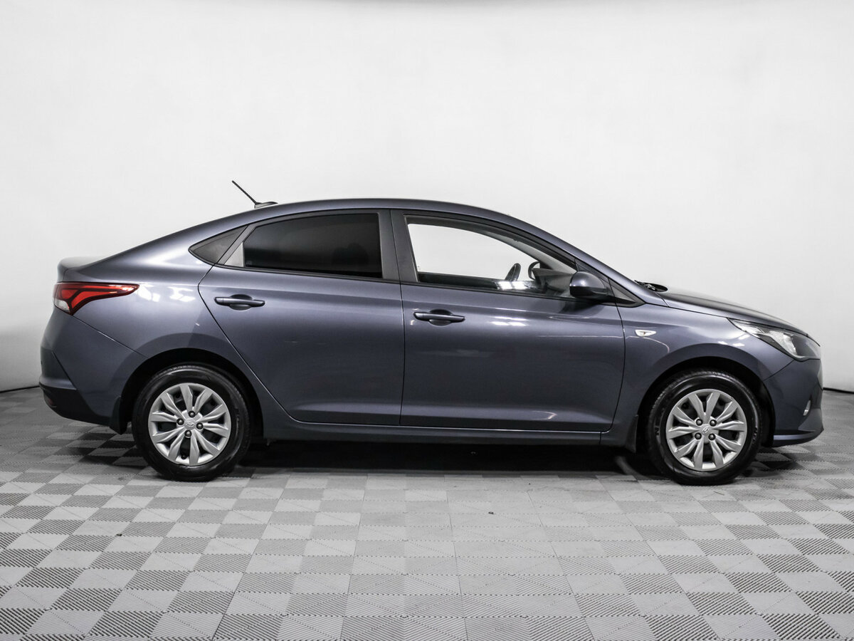 Hyundai Solaris 2021 года с пробегом. Фото: #3