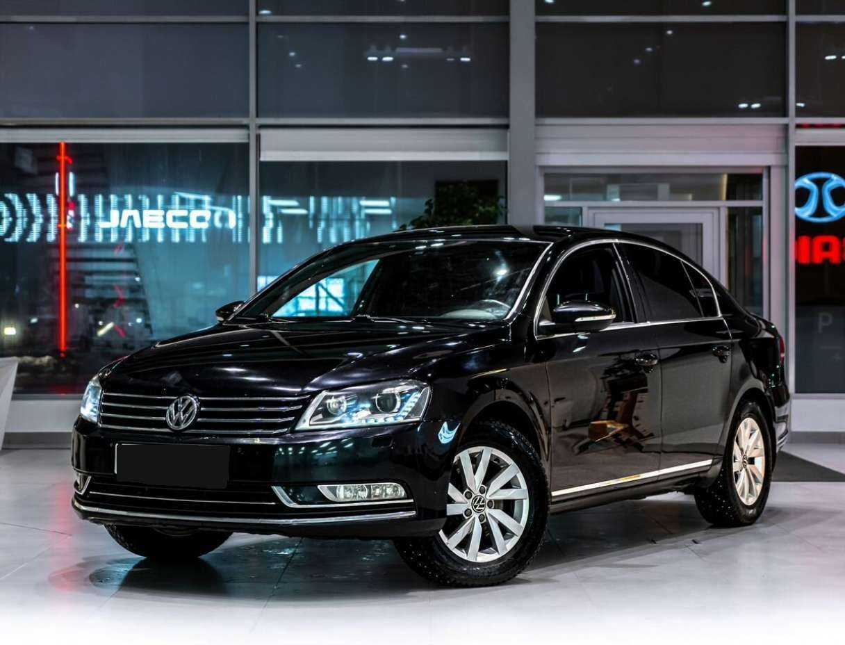 Volkswagen Passat 2013 года с пробегом. Фото: #0