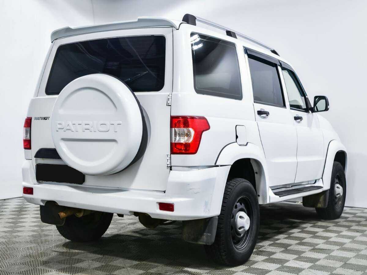 УАЗ Patriot 2017 года с пробегом. Фото: #3