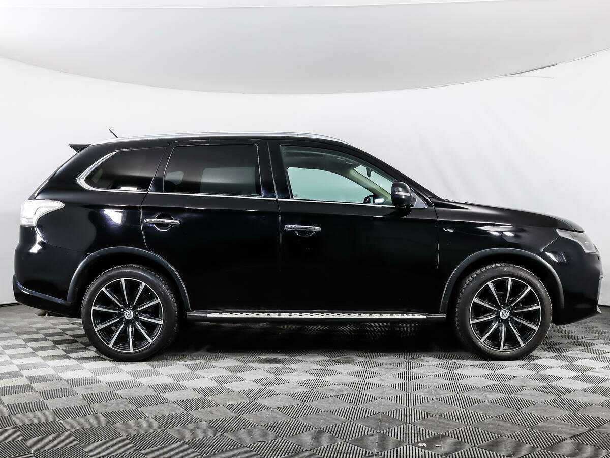 Mitsubishi Outlander 2014 года с пробегом. Фото: #4