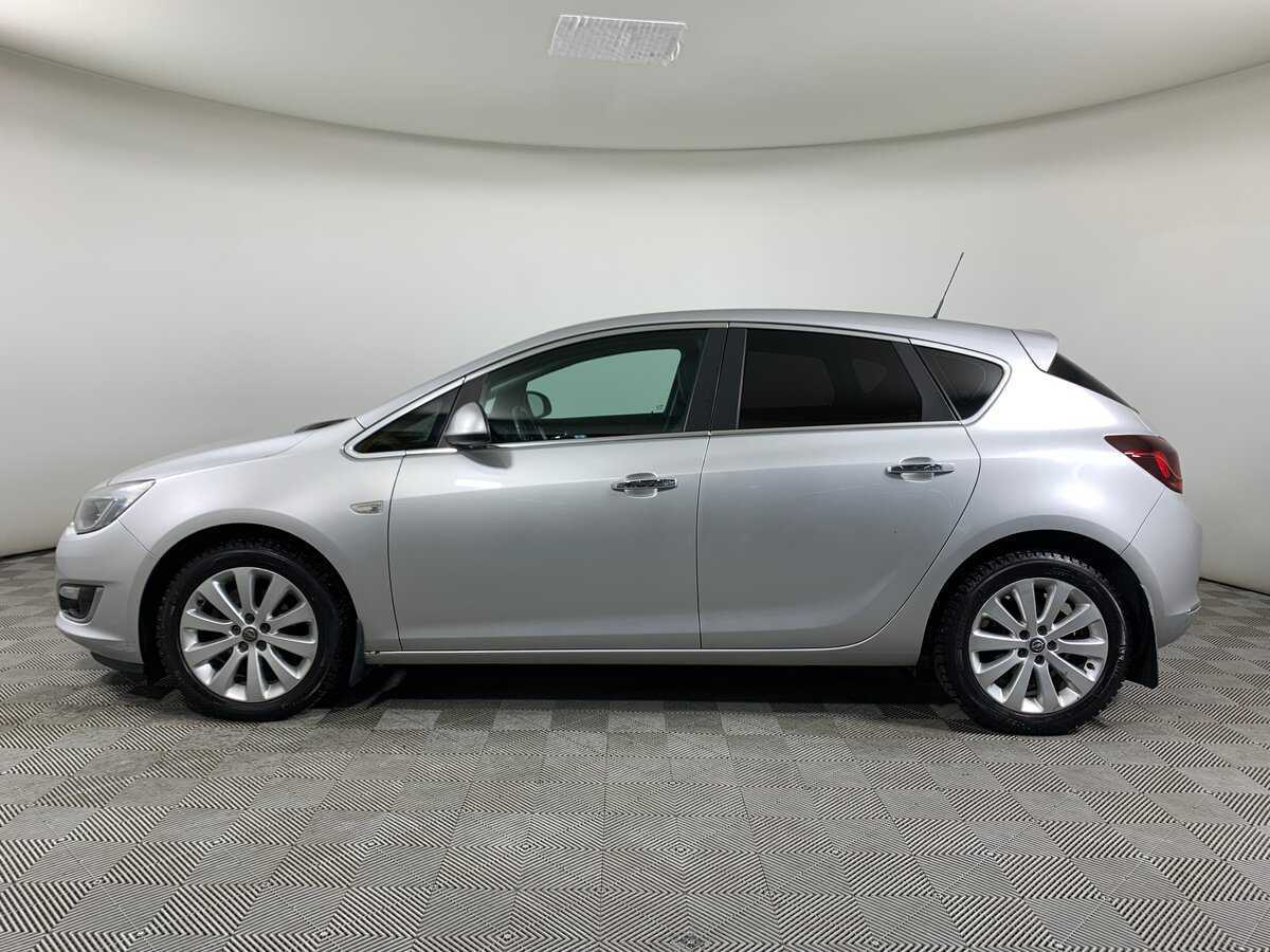 Opel Astra 2012 года с пробегом. Фото: #7