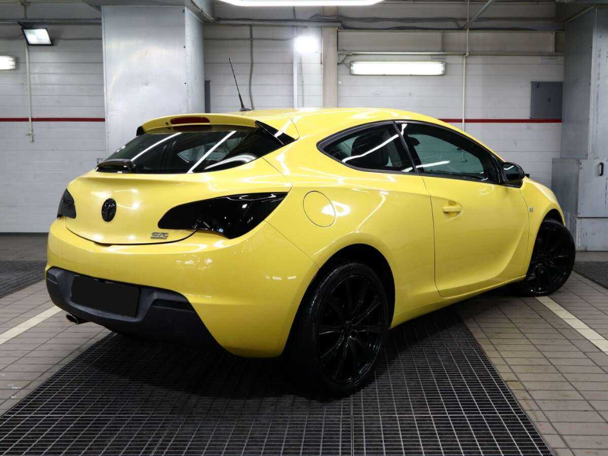 Opel Astra 2014 года с пробегом. Фото: #3