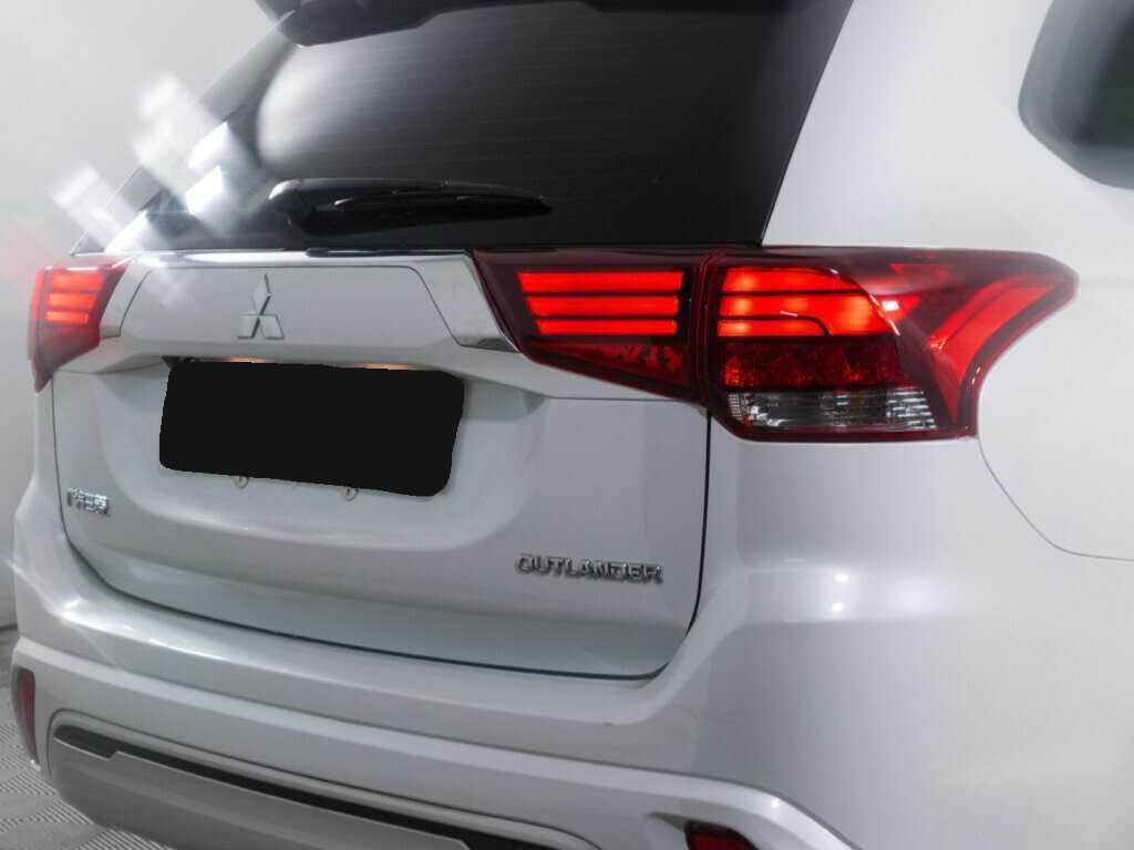 Mitsubishi Outlander 2022 года с пробегом. Фото: #16