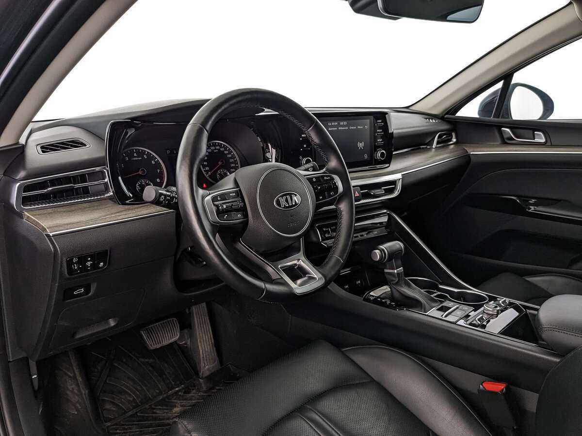 Kia K5 2021 года с пробегом. Фото: #10
