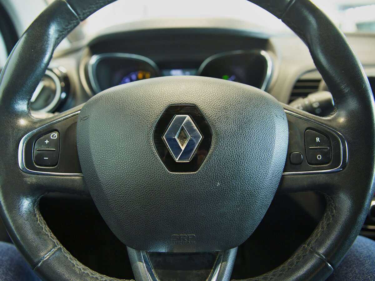 Renault Kaptur 2016 года с пробегом. Фото: #9