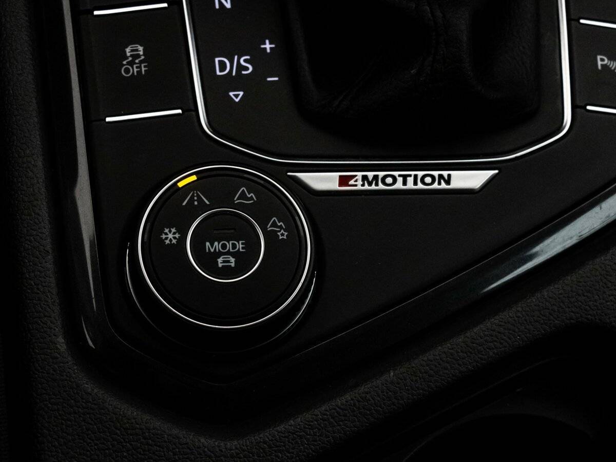 Volkswagen Tiguan 2017 года с пробегом. Фото: #12