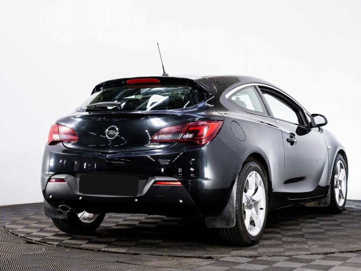 Opel Astra 2013 года с пробегом. Фото: #5