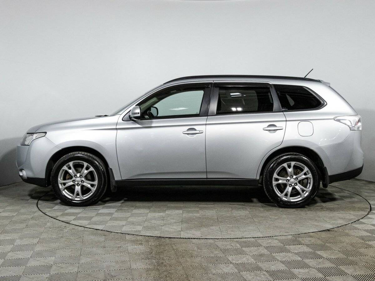 Mitsubishi Outlander 2013 года с пробегом. Фото: #7