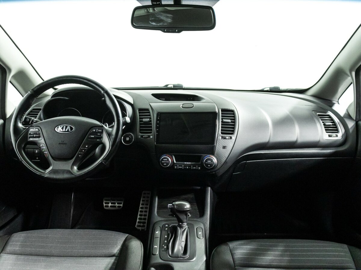 Kia Cerato 2015 года с пробегом. Фото: #12