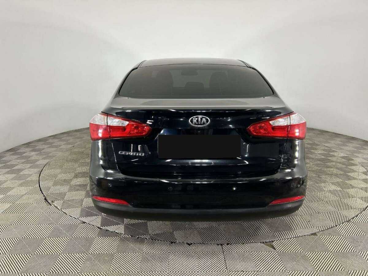 Kia Cerato 2014 года с пробегом. Фото: #2