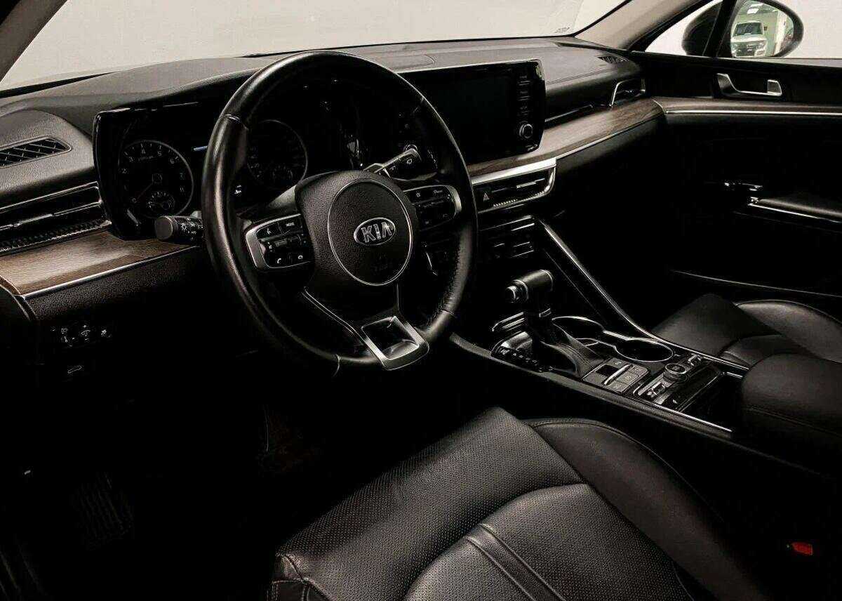 Kia K5 2021 года с пробегом. Фото: #5
