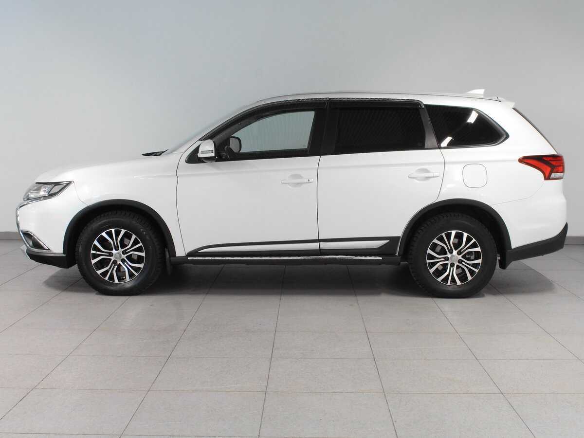 Mitsubishi Outlander 2017 года с пробегом. Фото: #7