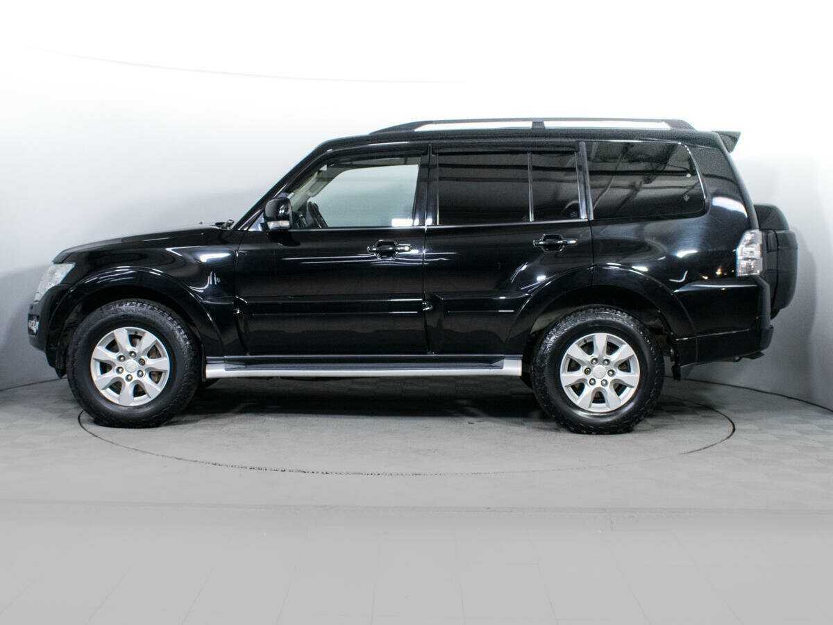 Mitsubishi Pajero 2014 года с пробегом. Фото: #4