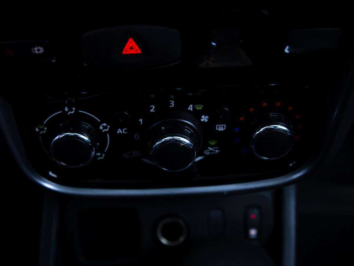 Renault Duster 2013 года с пробегом. Фото: #15