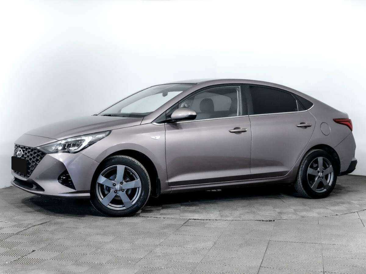 Hyundai Solaris 2020 года с пробегом. Посмотреть фото