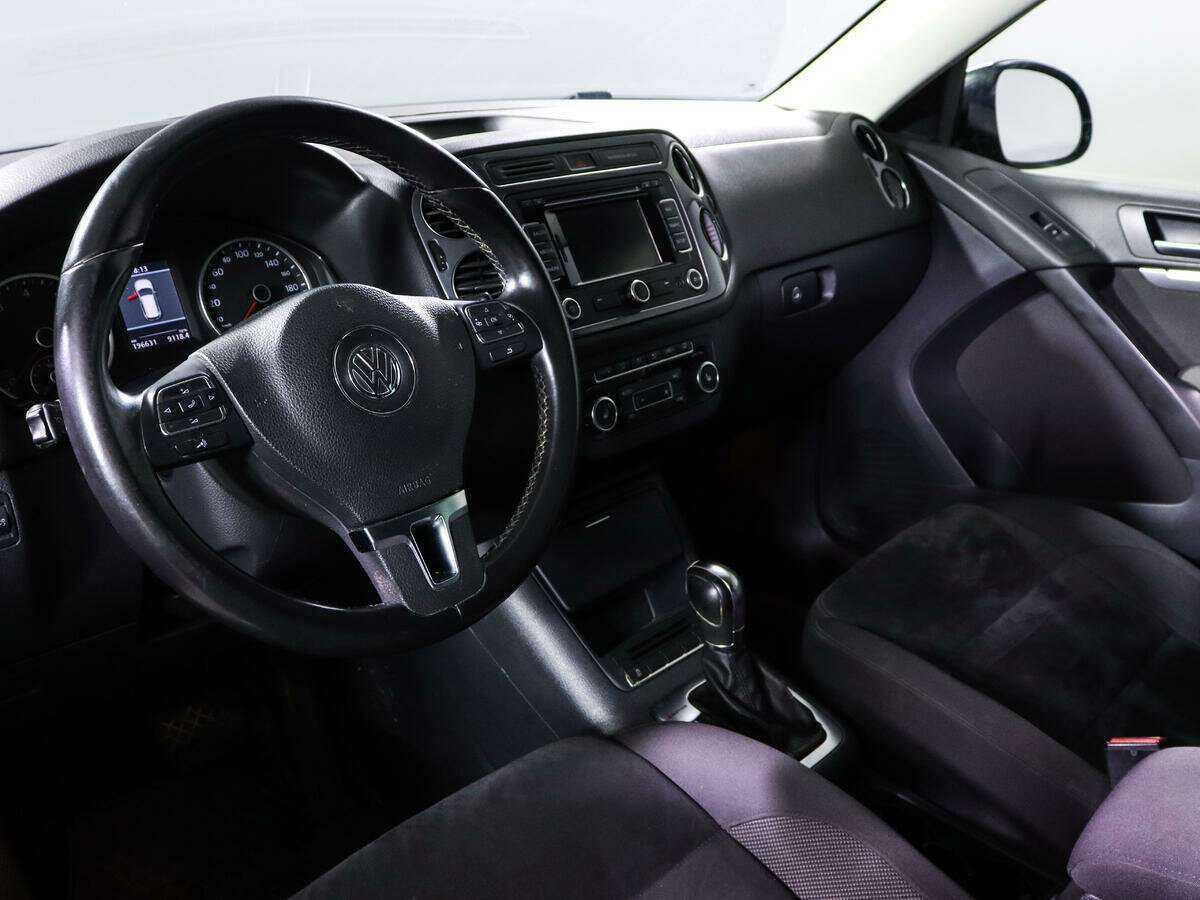 Volkswagen Tiguan 2012 года с пробегом. Фото: #10