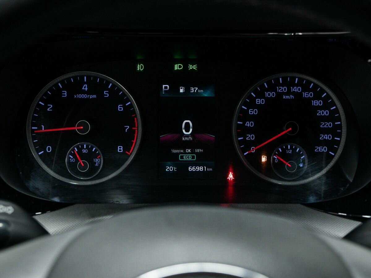 Kia K5 2021 года с пробегом. Фото: #23