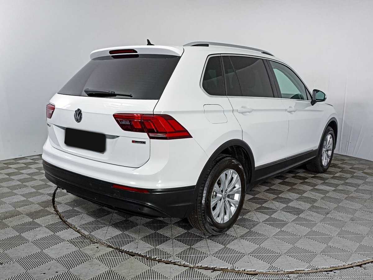 Volkswagen Tiguan 2018 года с пробегом. Фото: #4