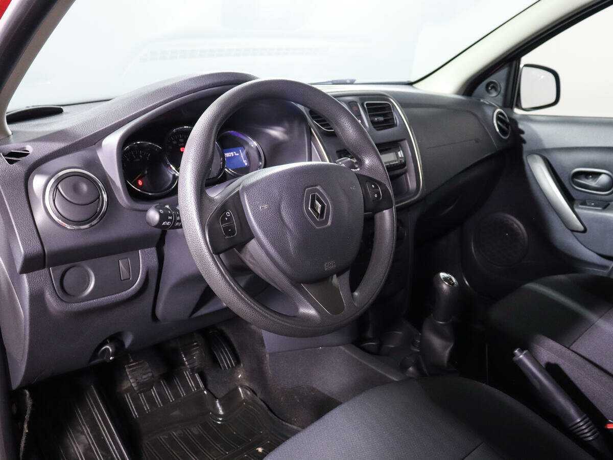 Renault Sandero 2015 года с пробегом. Фото: #13